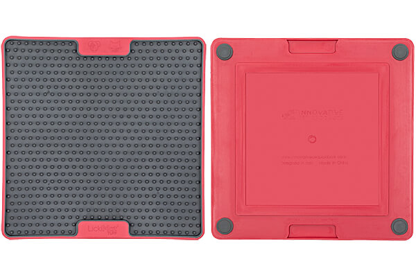 detail LM Soother Tuff lízacia podložka, 23x20x20 cm, červená