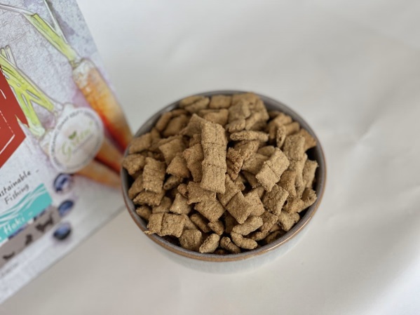 detail SUNDAYPETS GEN.BAKE Hoki cat, 1.3kg