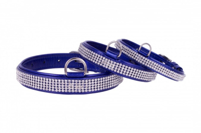detail COLLAR Lesklý kožený obojok s kryštálmi, 27-36cm/15mm, modrá